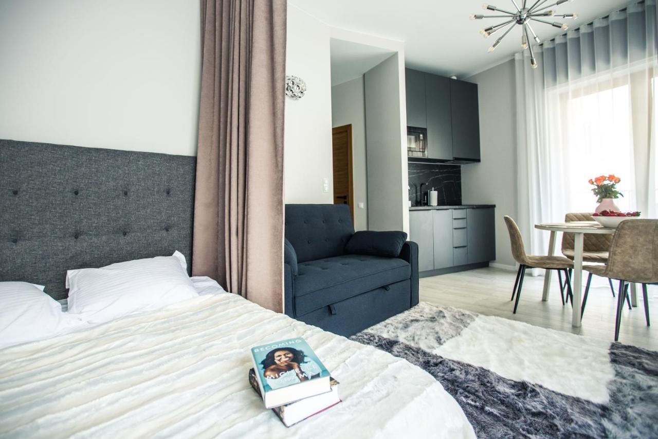 New Modern Studio Apartment In The Old Town Riga Extérieur photo