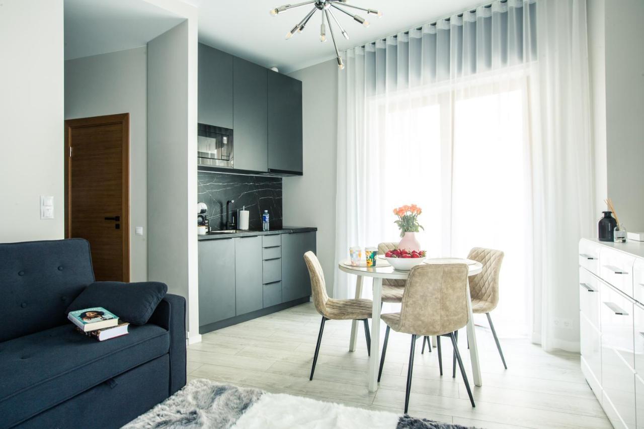 New Modern Studio Apartment In The Old Town Riga Extérieur photo