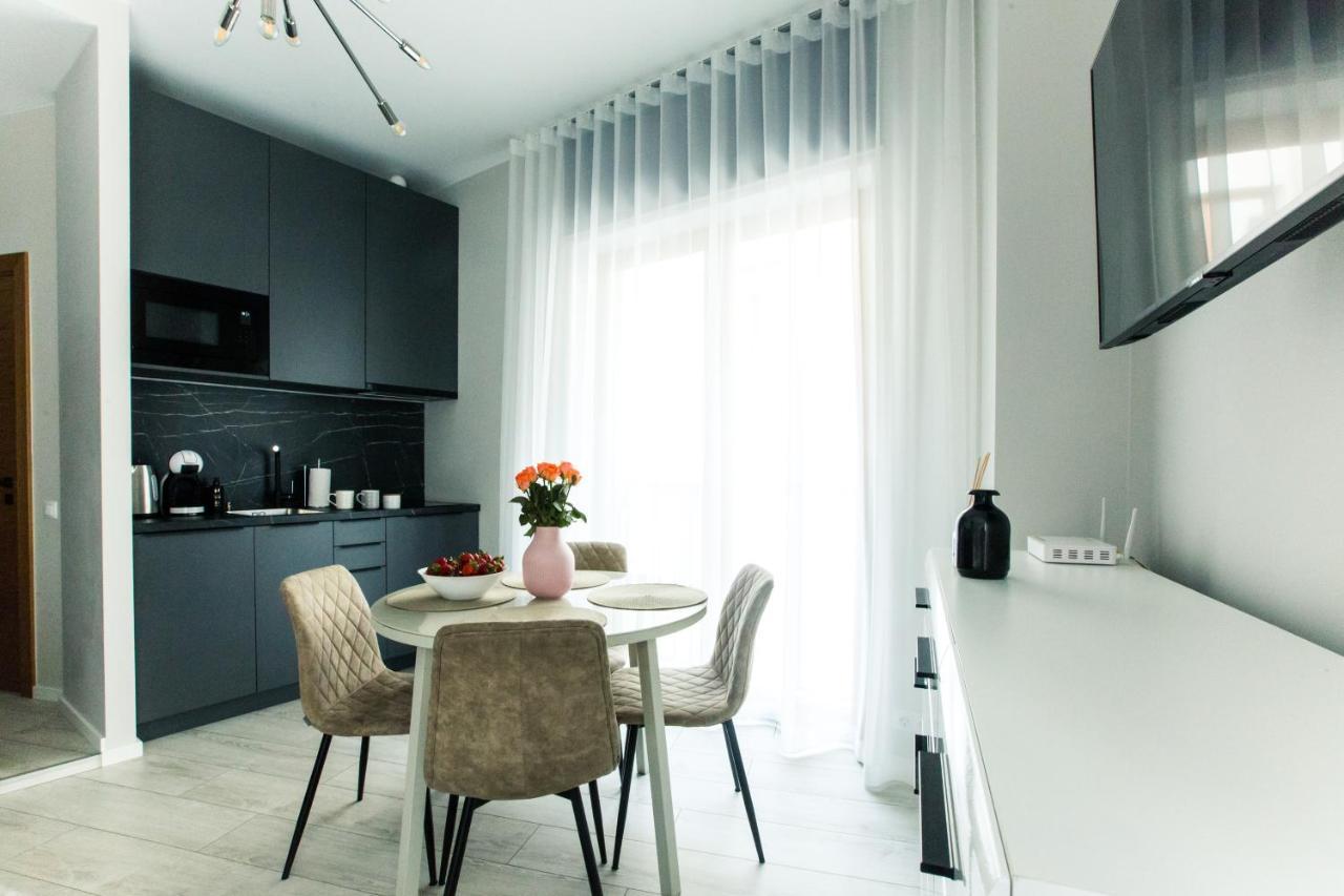 New Modern Studio Apartment In The Old Town Riga Extérieur photo