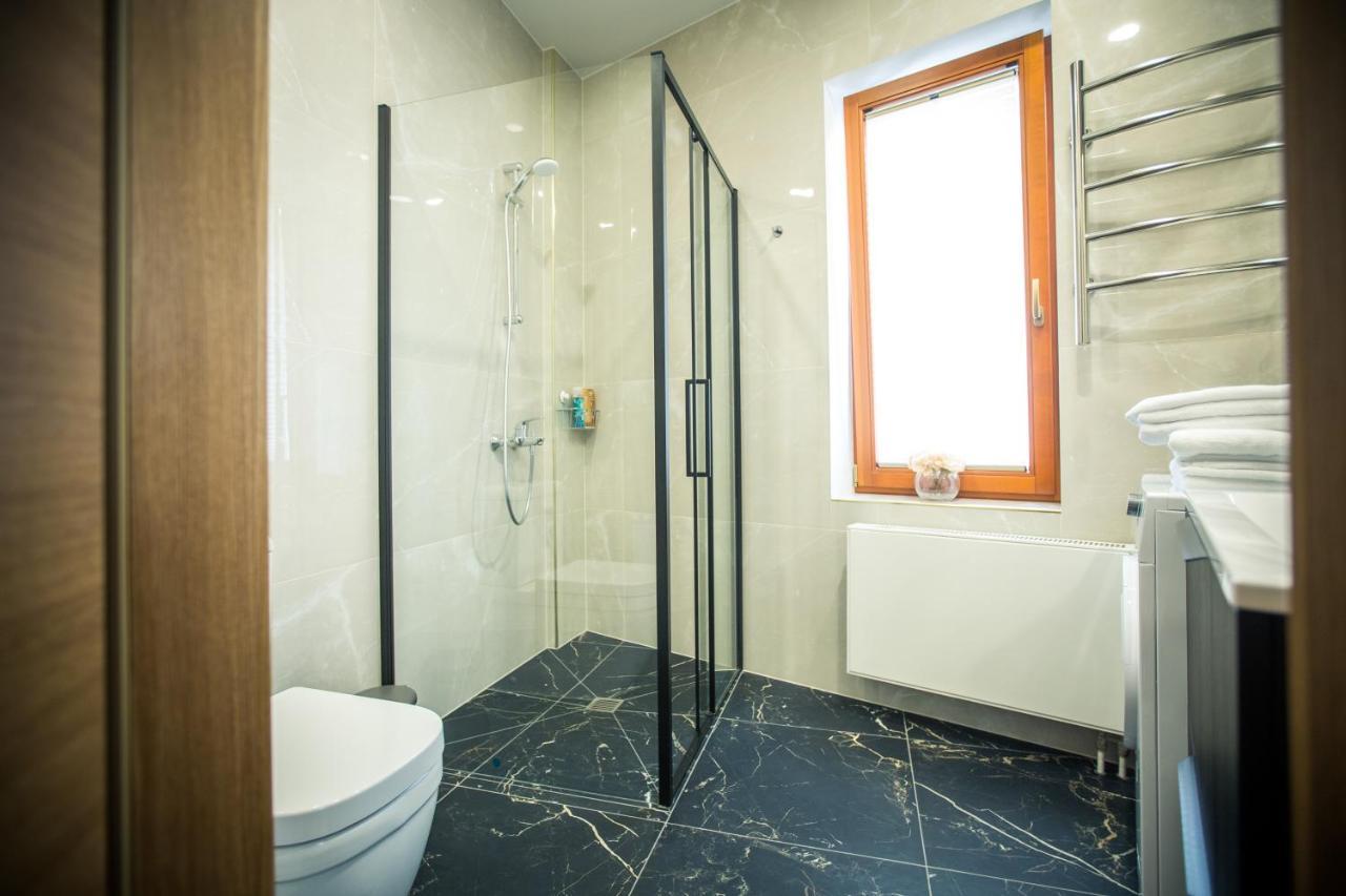 New Modern Studio Apartment In The Old Town Riga Extérieur photo